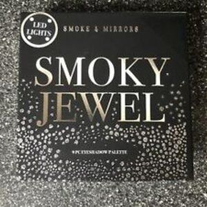 COPY - smoky jewel eyeshadow palette w/ LED lights
